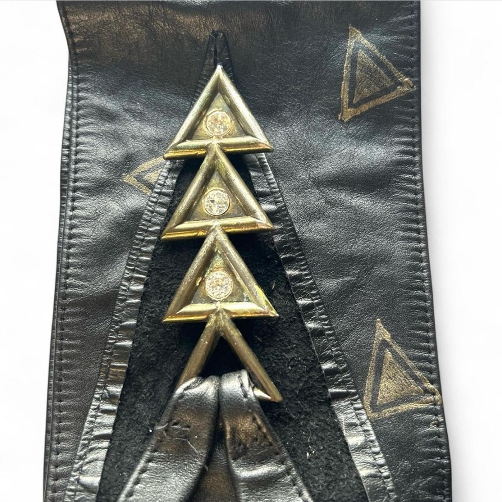 Vintage 1980s Wide 4.5” Black Leather Belt with Gold Triangle Details - Picture 7 of 7